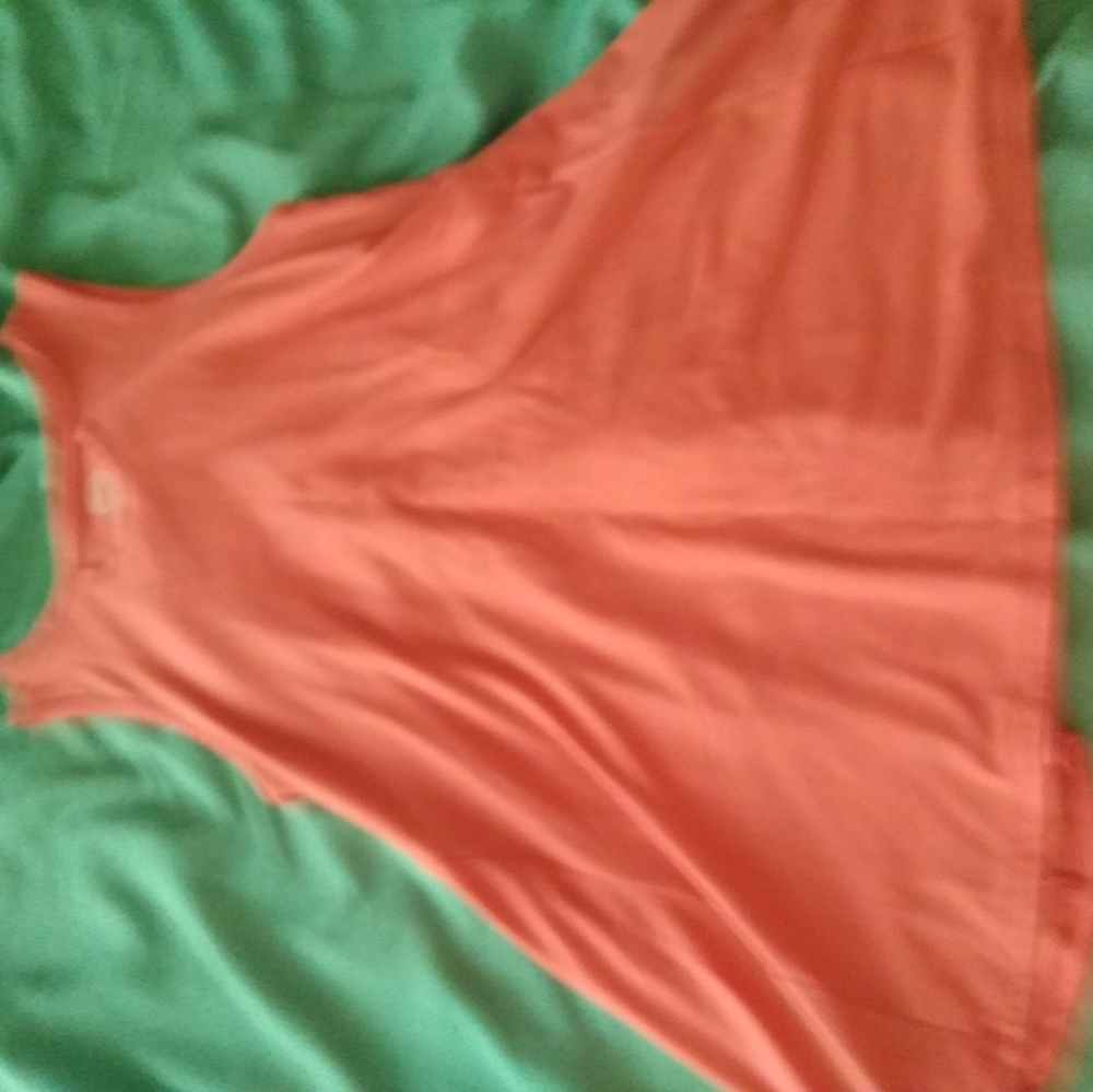 Clothes - Picture 10 of 16